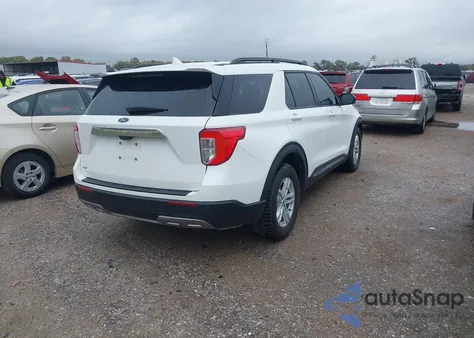 2021 Ford Explorer Xlt z USA, uszkodzony, nr VIN 1FMSK7DH4MGC50281